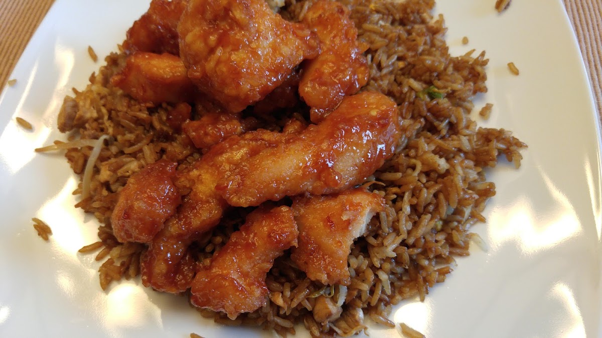 Ming Toy Restaurant & Carry Out
